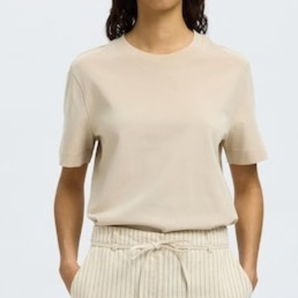 a new day Classic Crewneck Knit Tee in Ivory